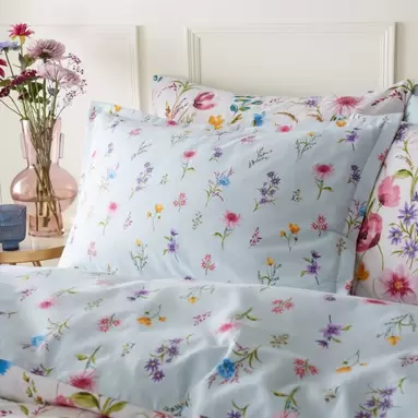 Foxley Ditsy Floral Brushed Cotton Oxford Pillowcase offers at £4.2 in Dunelm