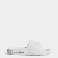 Island Club Adilette 22 Slides offers at £33.5 in Adidas