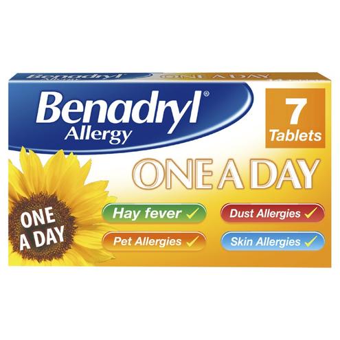 BENADRYL allergy one a day 10mg tablets offers at £650 in Lloyds Pharmacy