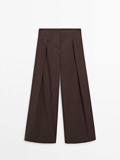 Wide-leg poplin trousers with pleated detail - Limited Edition offers at £149 in Massimo Dutti