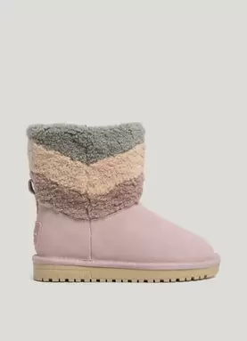 SYNTHETIC SHEEPSKIN DETAIL SUEDE ANKLE BOOTS offers at £27.5 in Pepe Jeans