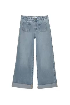 Wide-leg jeans offers at £29.99 in Pull & Bear