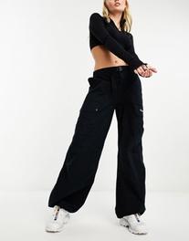 Columbia Wallowa Cargo 2.0 pants in black offers at £28 in ASOS