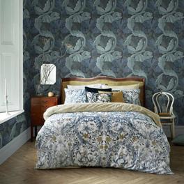 William Morris at Home Neutral Acranthus leaf Wallpaper offers at £60 in B&Q