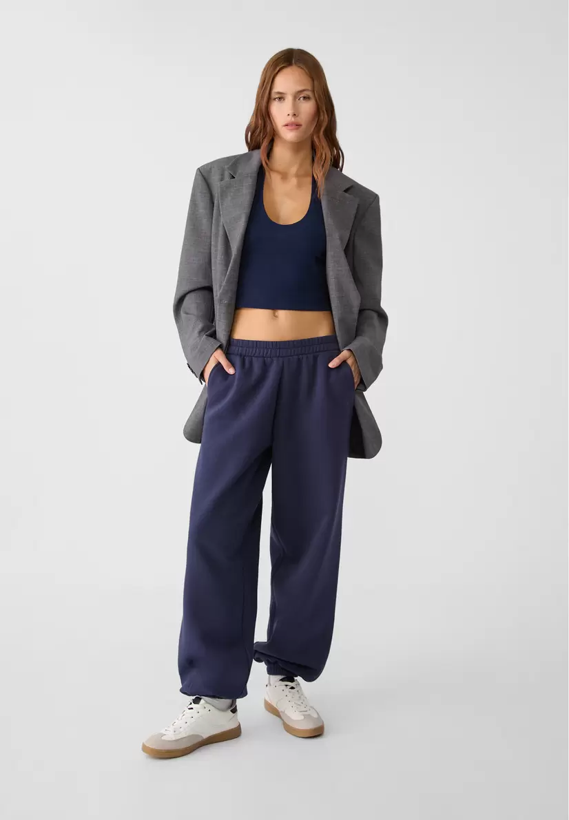 Plush boyfriend joggers offers at £17.99 in Stradivarius