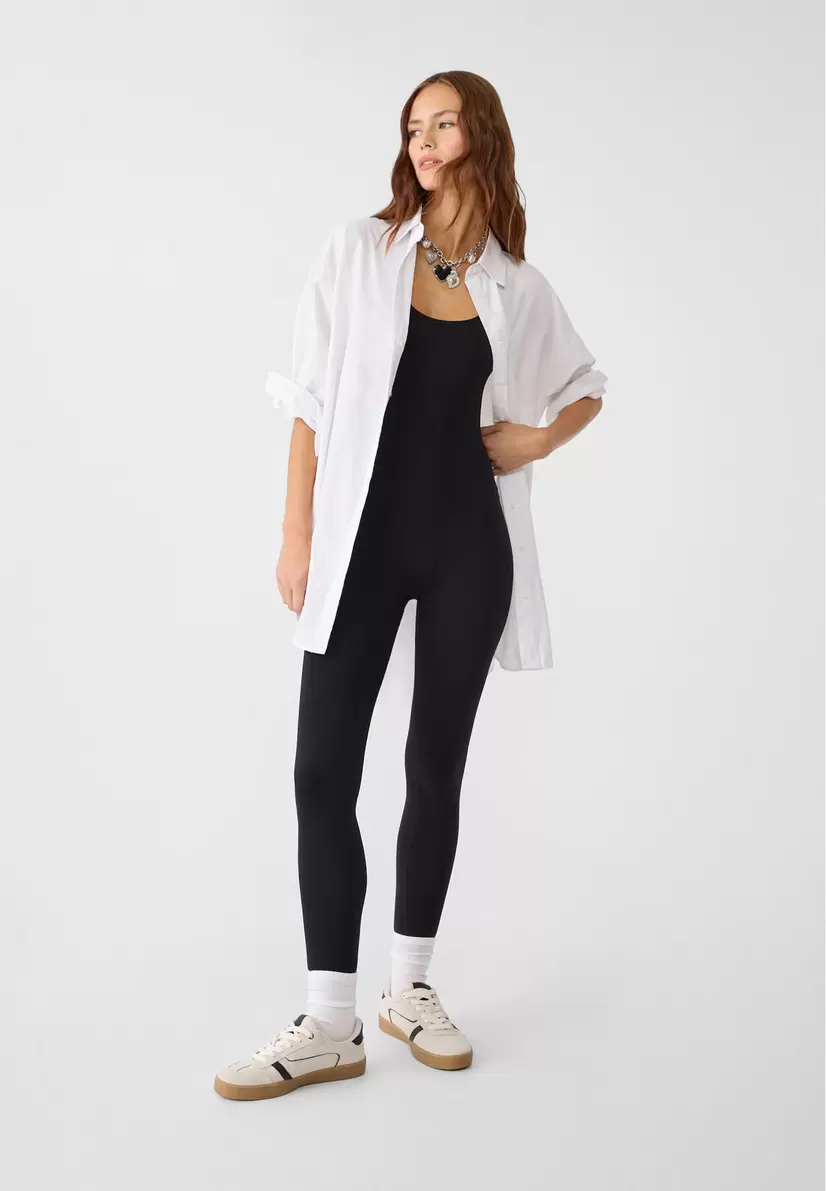 Seamless sporty jumpsuit offers at £22.99 in Stradivarius