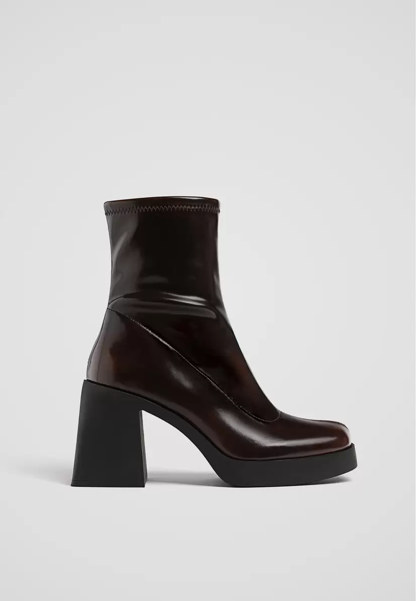 Platform heel ankle boots offers at £39.99 in Stradivarius