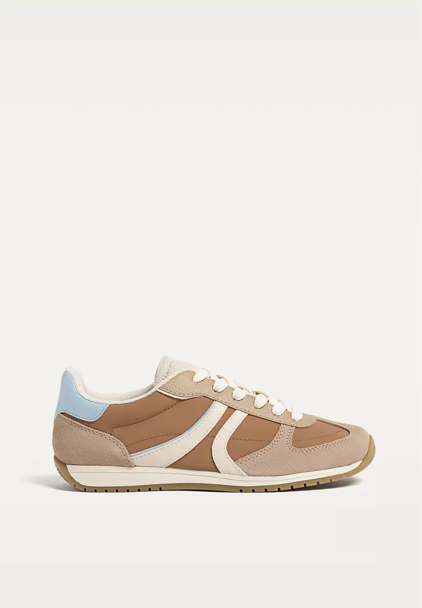 Retro trainers offers at £35.99 in Stradivarius