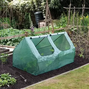 Garden Grow Garden Cloche offers at £499930 in Thompson & Morgan