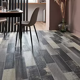 Worn wood Grey Matt Wood effect Porcelain Wall & floor Tile, Pack of 11, (L)600mm (W)150mm offers at £13.86 in TradePoint