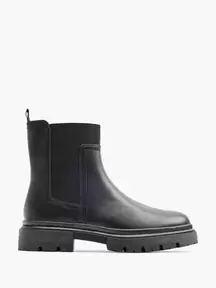 Black Chelsea Ankle Boot offers at £19.99 in Deichmann