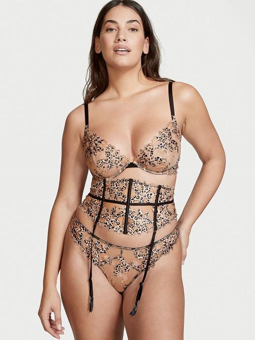 Floral Embroidered Waist Cincher offers at £4.99 in Victoria's Secret