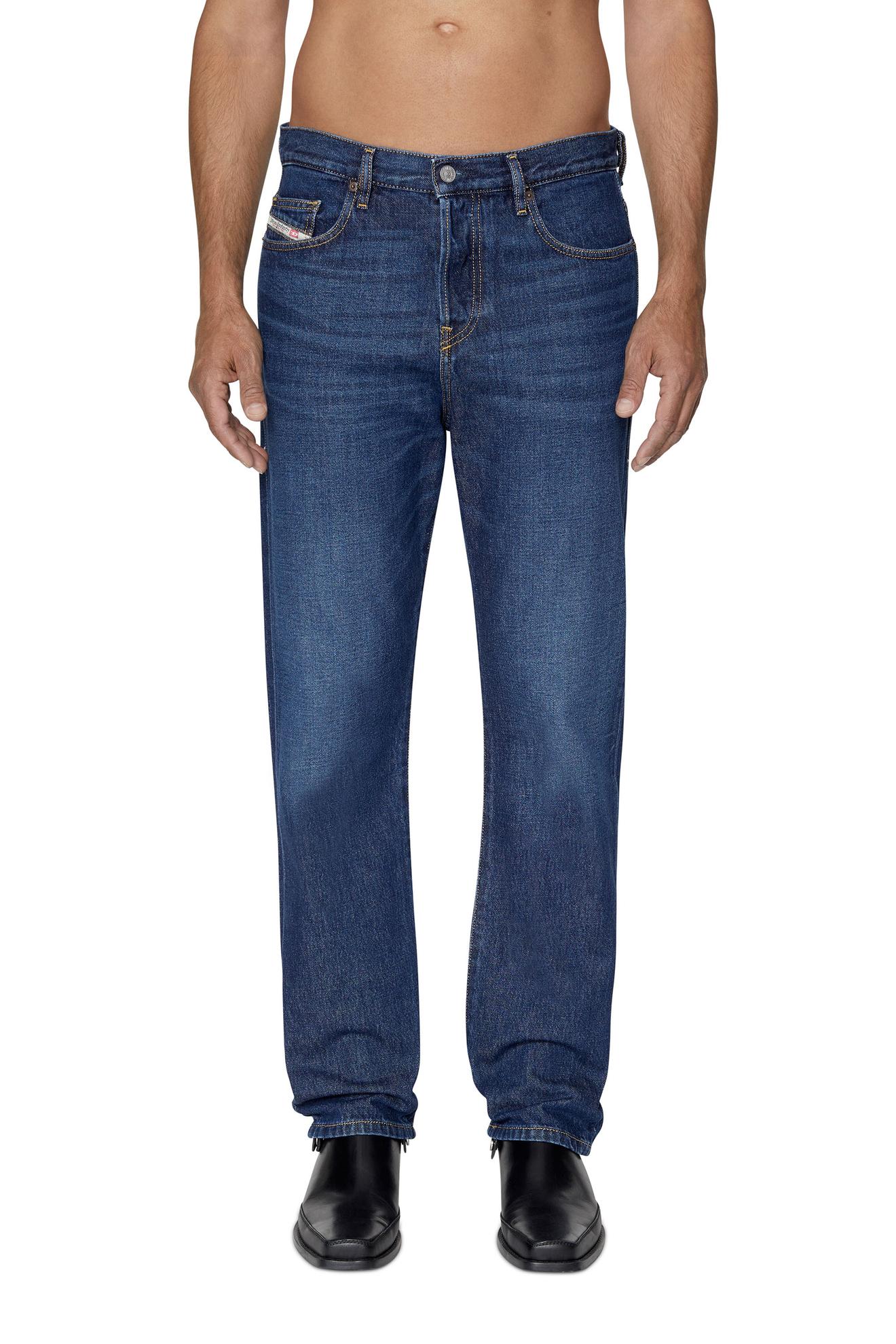 Straight Jeans - 2020 D-Viker offers at £112 in Diesel