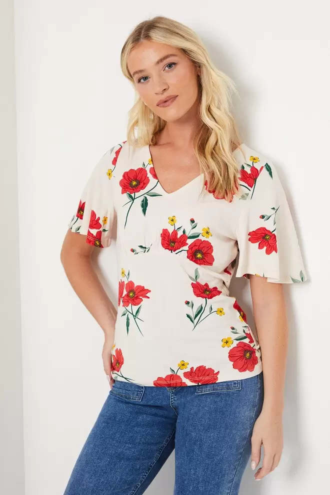 Flutter Sleeve Empire Top offers at £8 in Dorothy Perkins