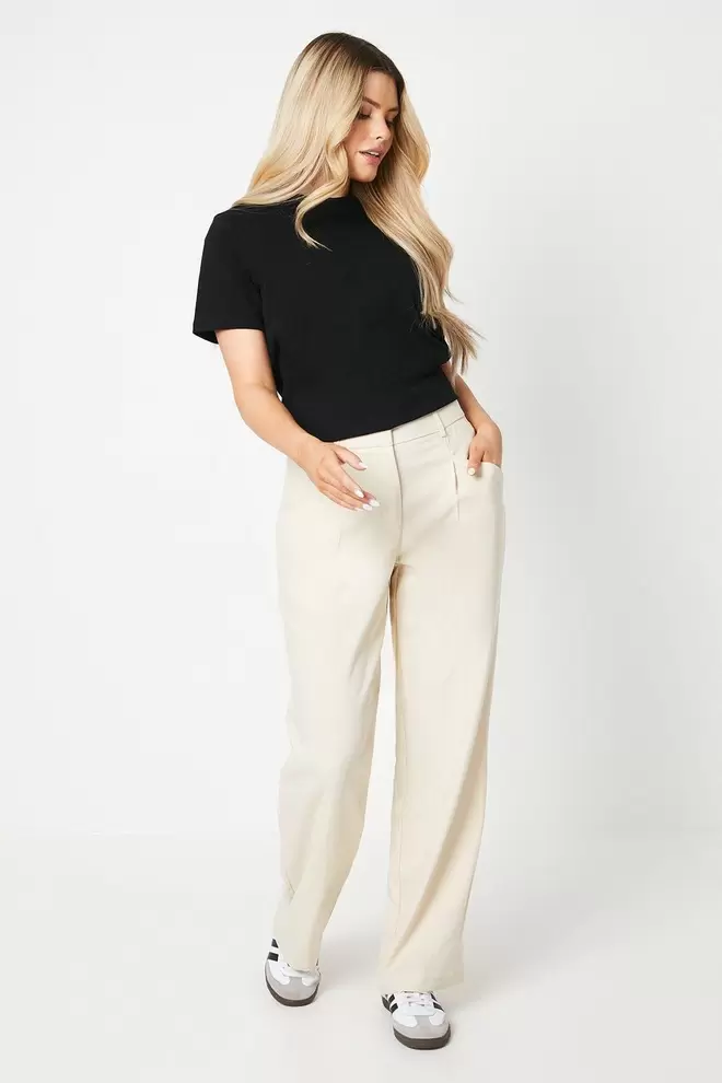 Drapey Wide Leg Relaxed Trouser offers at £18 in Dorothy Perkins