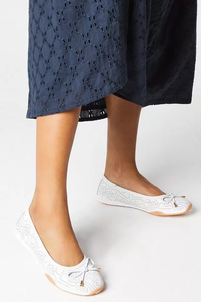 Good For The Sole: Tina Bow Detailed Comfort Ballerinas offers at £20 in Dorothy Perkins