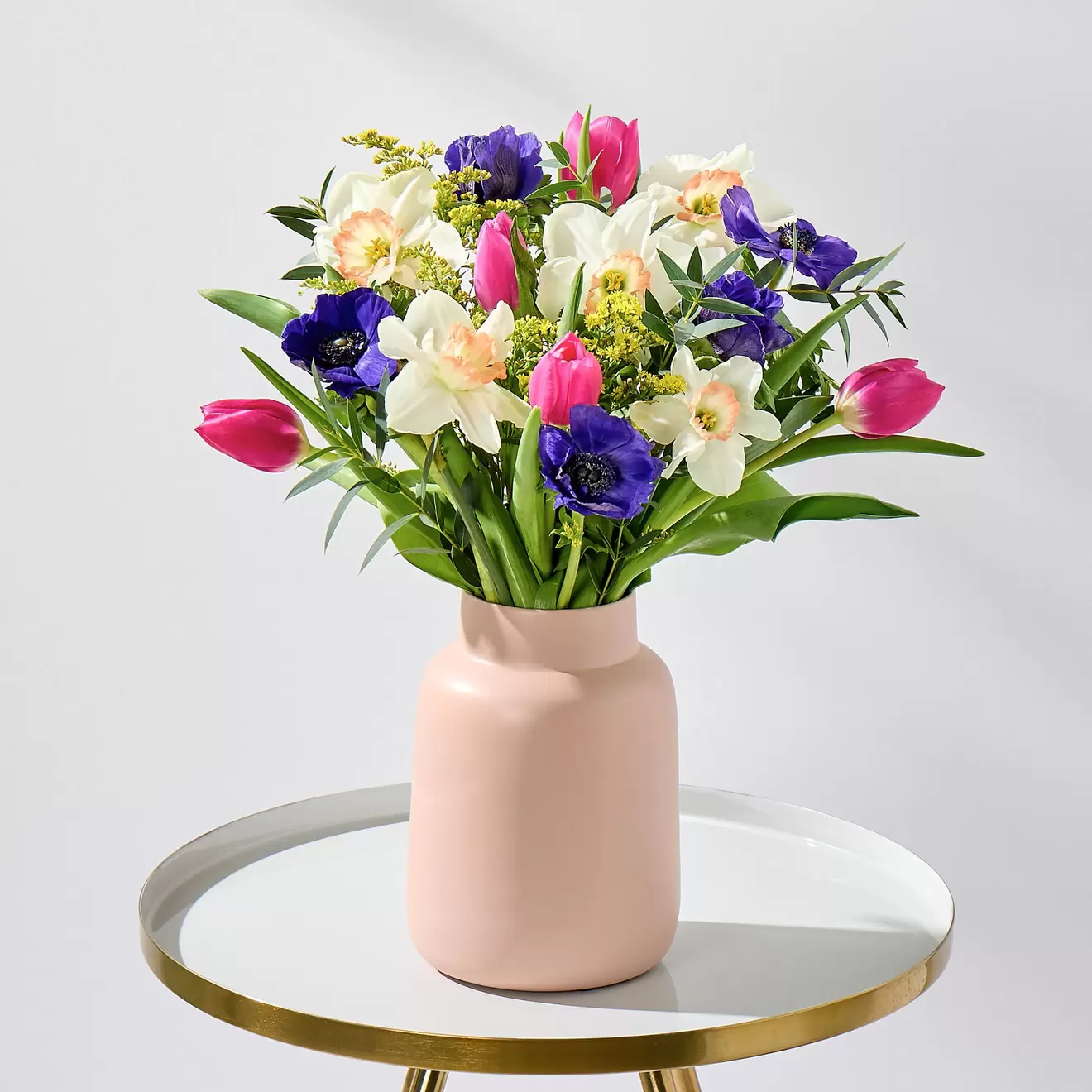 Blooms of the Month offers at £32 in Flying Flowers