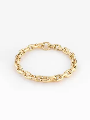 The Chain necklace offers at £179 in Guess