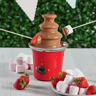 Fair Ground Chocolate Fountain offers at £14.99 in Home Bargains