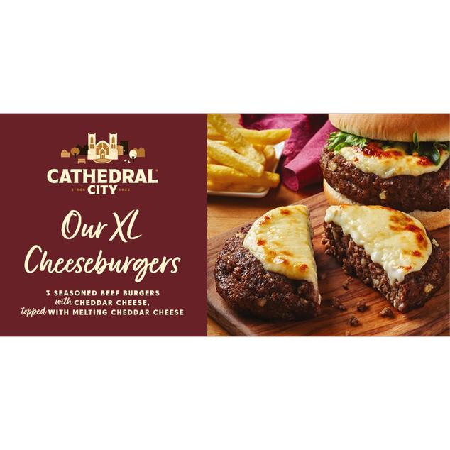 Cathedral City Our XL Cheeseburgers 483g offers at £6 in Iceland