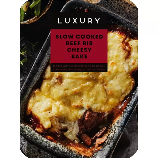 Iceland Luxury Slow Cooked Beef Rib Cheesy Bake 400g offers at £3.75 in Iceland